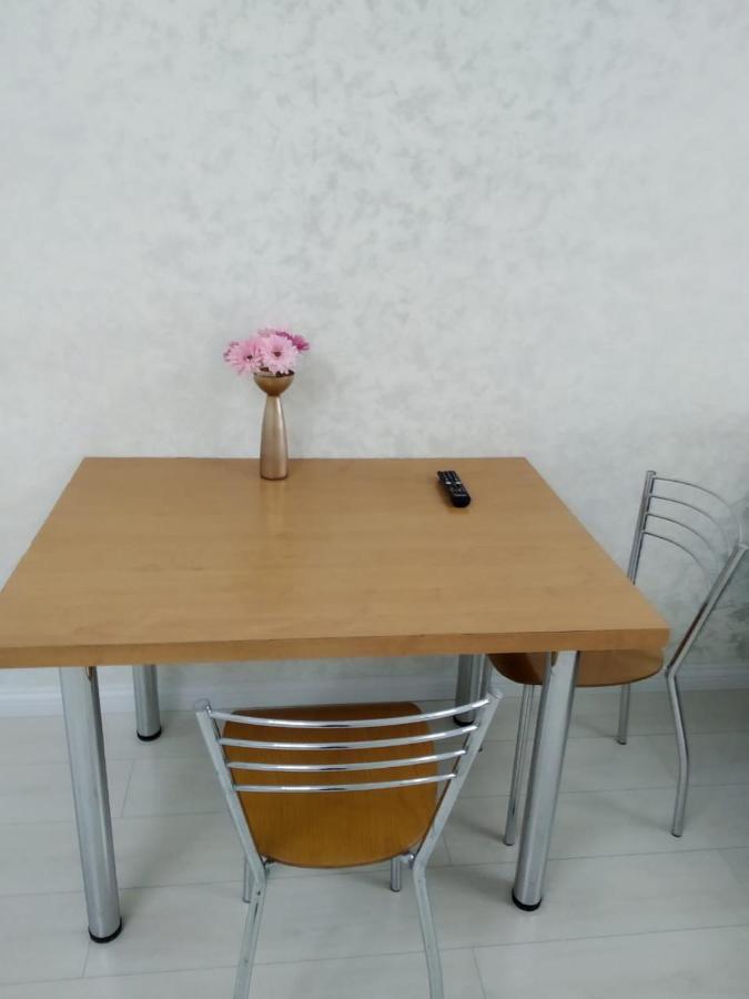 Молодежный Apartamento Almaty Exterior foto